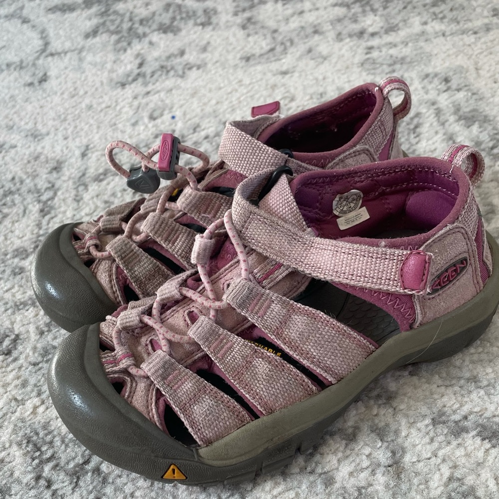 Keen Big Kids Newport H2 Sandals sz 13